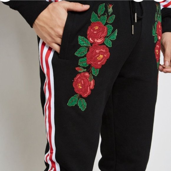 Reason black joggers with rose embroidered front men's size medium - Picture 6 of 12